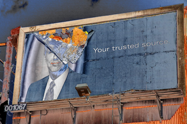 Image for Here Comes Somebody: Journalism and the Trust Economy