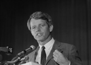 How Bobby Kennedy in 1968 Turned Skeptical Journalists into Believers