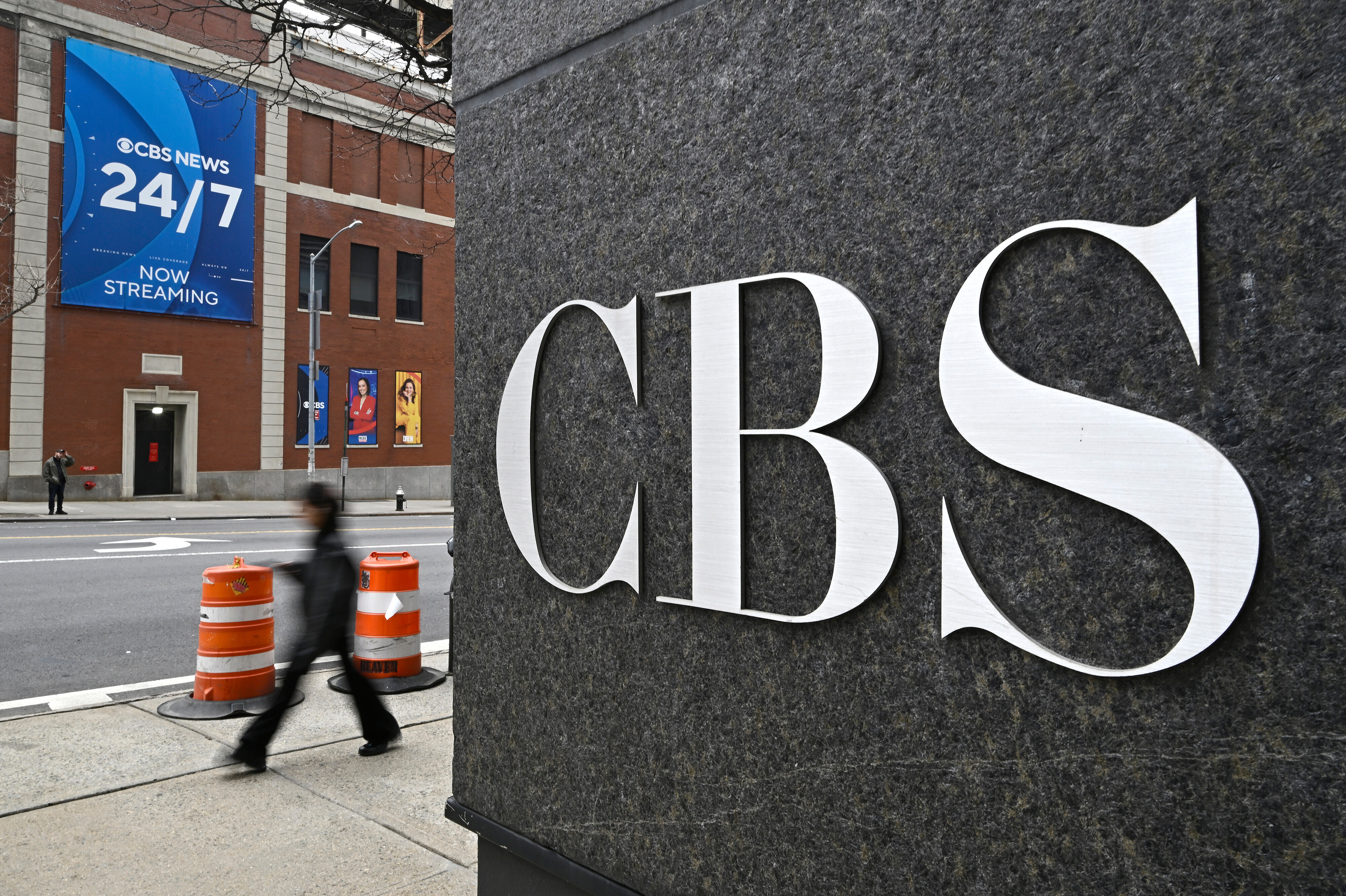 ‘60 Minutes’ Veterans Come to the Program’s Defense
