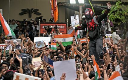 Student Uprisings in India Short-Circuit an Outdated Media Machine
